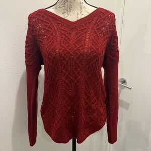 ♥️ Pink Rose V-Neck deep red sweater